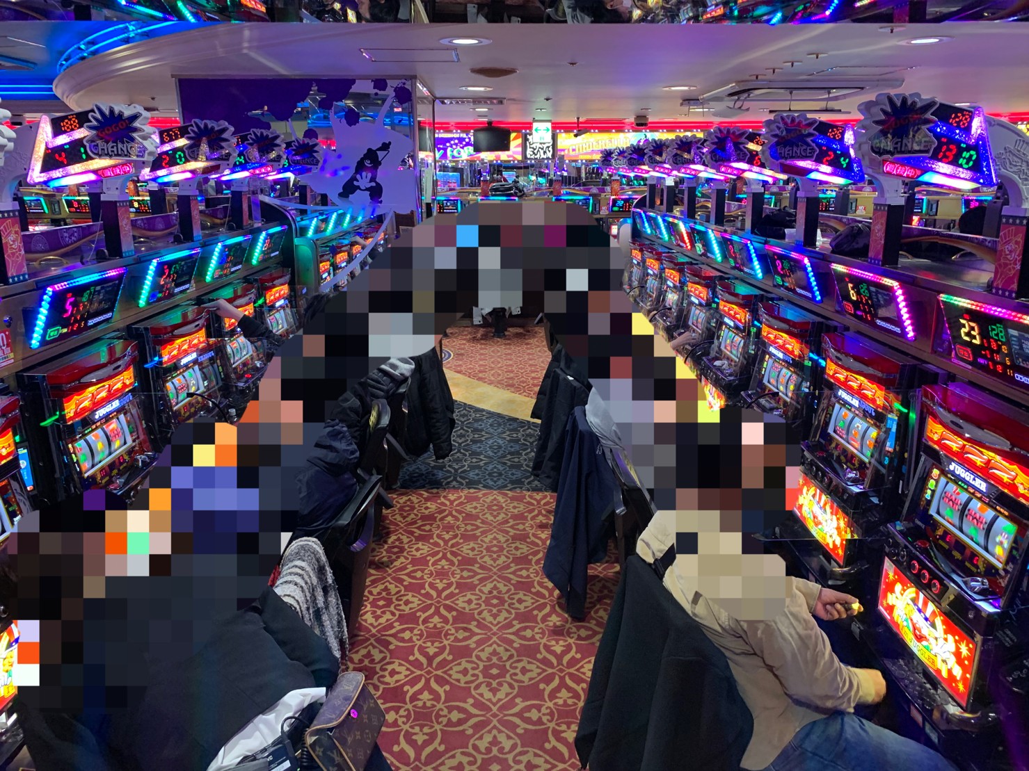 2 11 木 神奈川県 Pia横浜モアーズ店 バキュン スケールl パチ スロ必勝本ホール情報