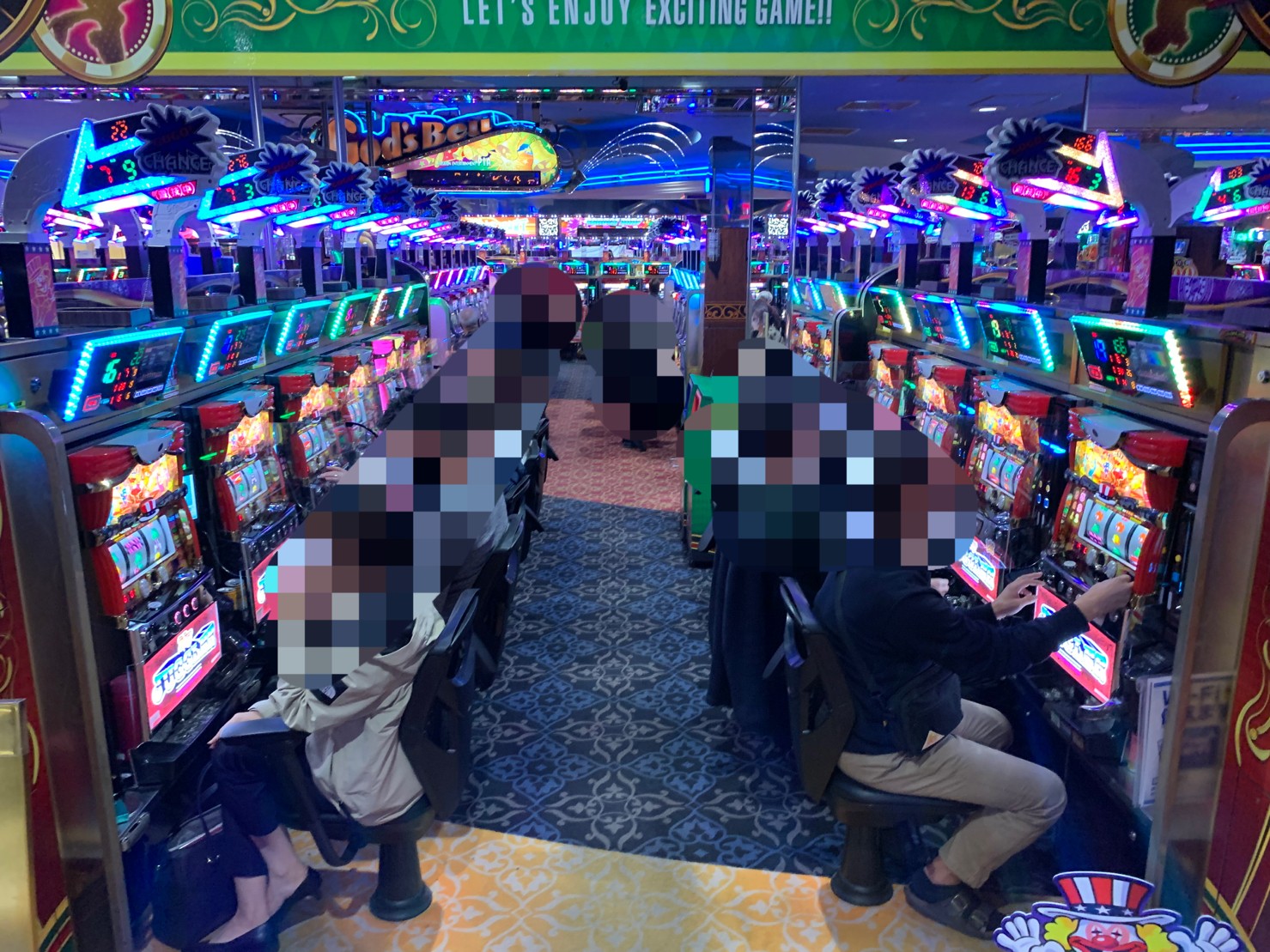 11 1 月 神奈川県 Pia横浜モアーズ店 バキュン トレス パチ スロ必勝本ホール情報